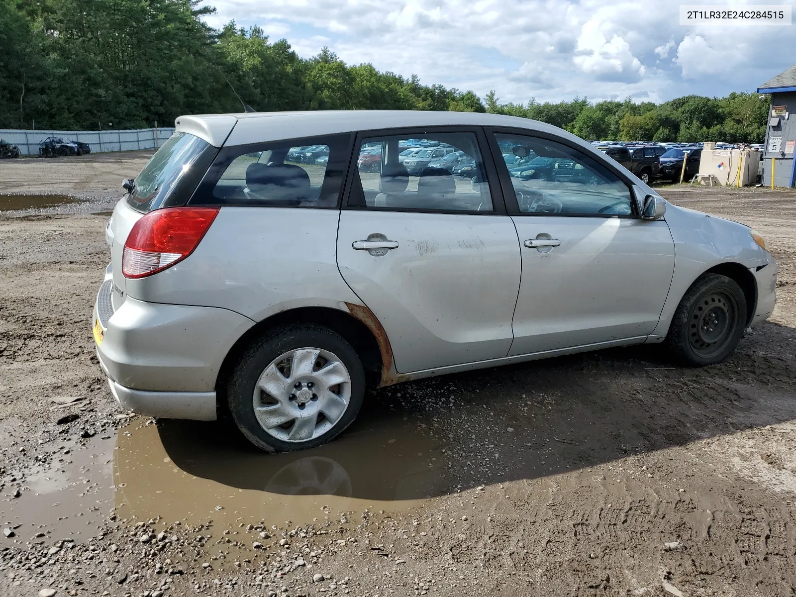 2T1LR32E24C284515 2004 Toyota Corolla Matrix Base