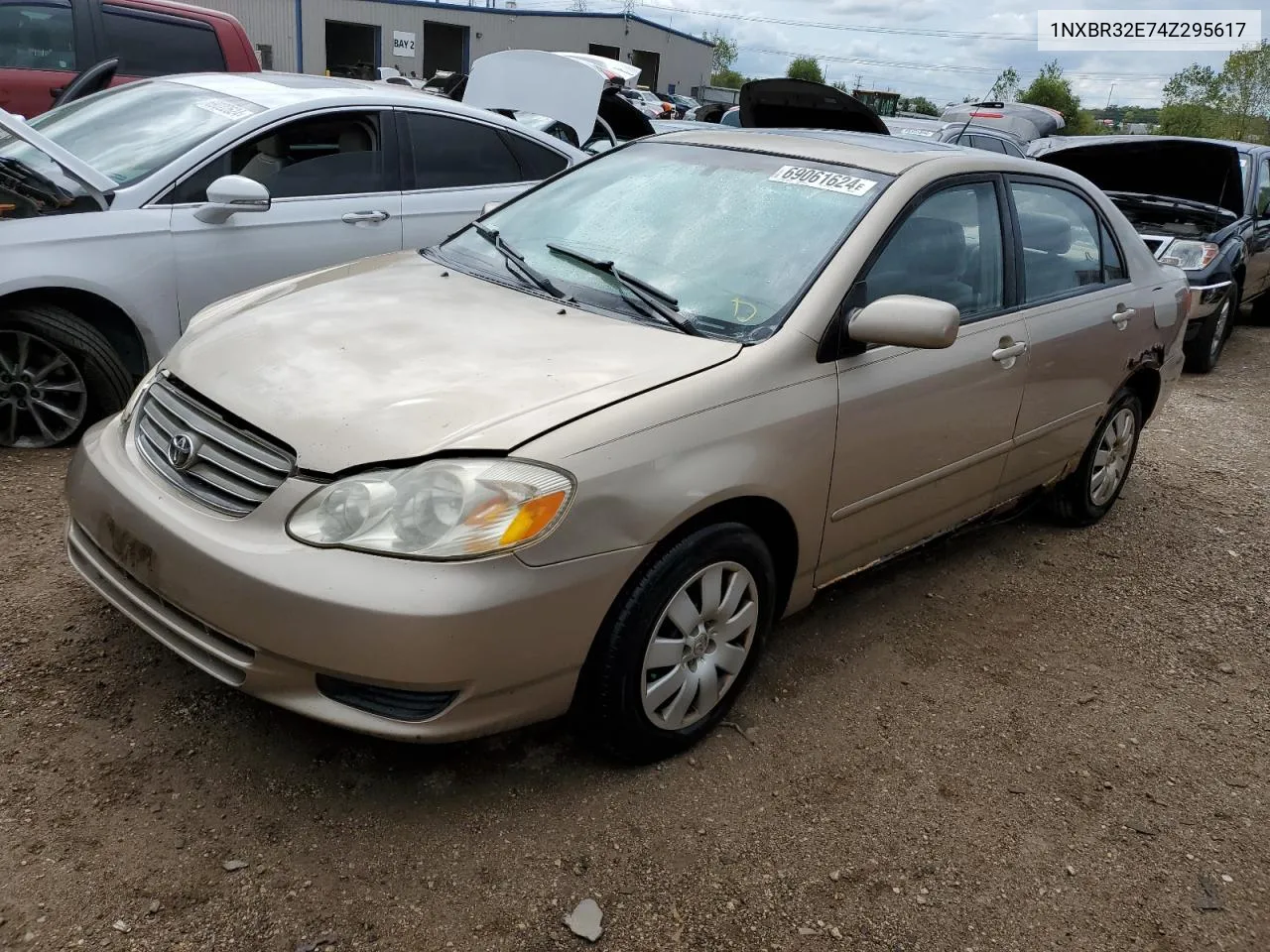 2004 Toyota Corolla Ce VIN: 1NXBR32E74Z295617 Lot: 69061624