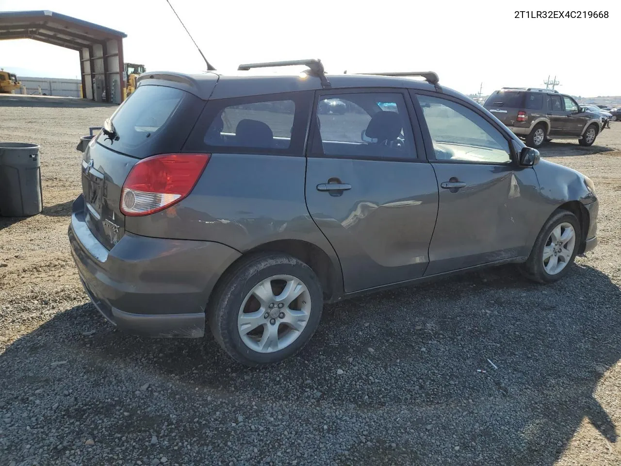 2004 Toyota Corolla Matrix Base VIN: 2T1LR32EX4C219668 Lot: 70235824