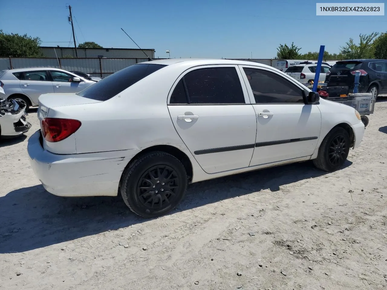 2004 Toyota Corolla Ce VIN: 1NXBR32EX4Z262823 Lot: 70502304