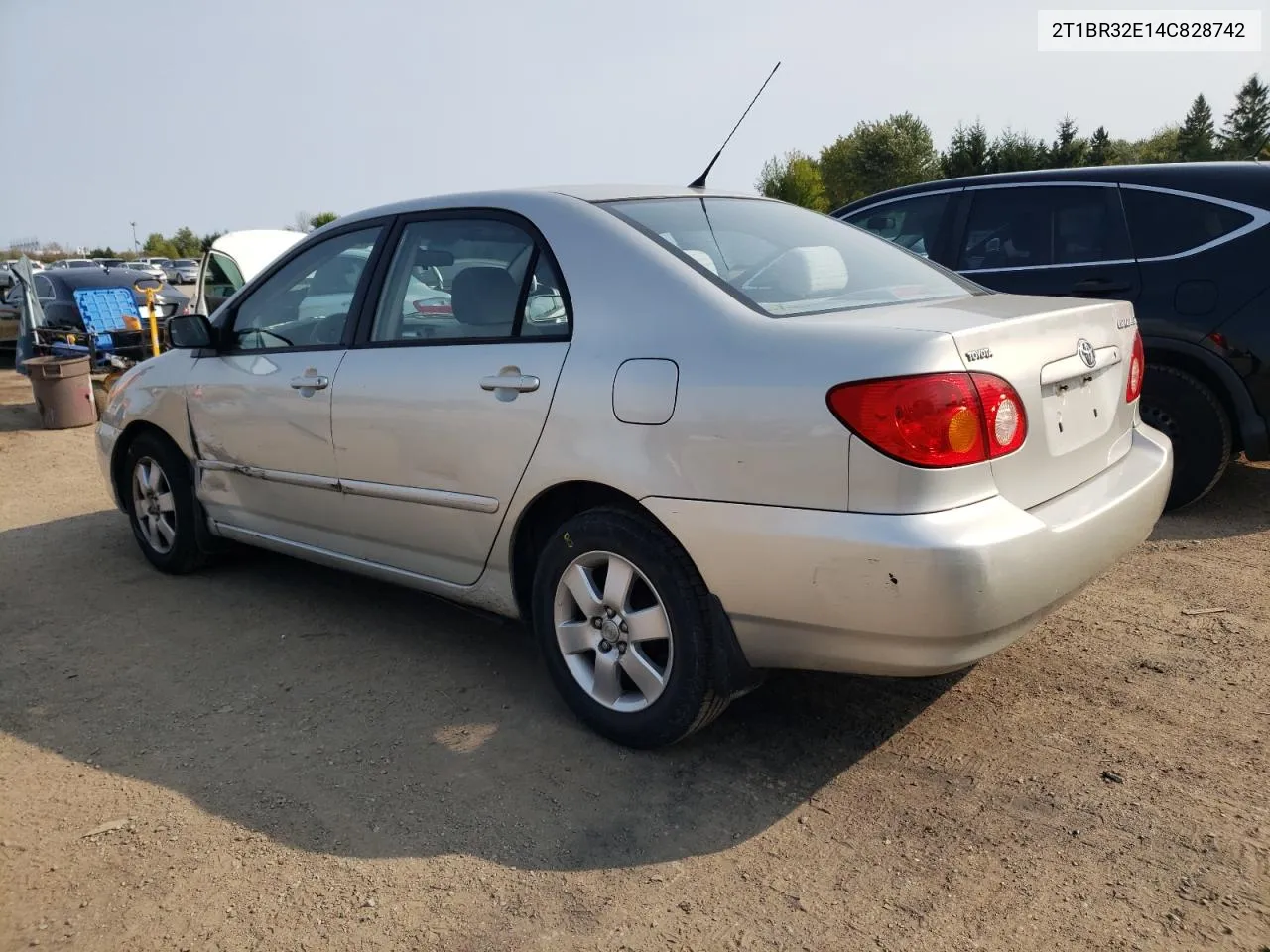 2004 Toyota Corolla Ce VIN: 2T1BR32E14C828742 Lot: 74690974