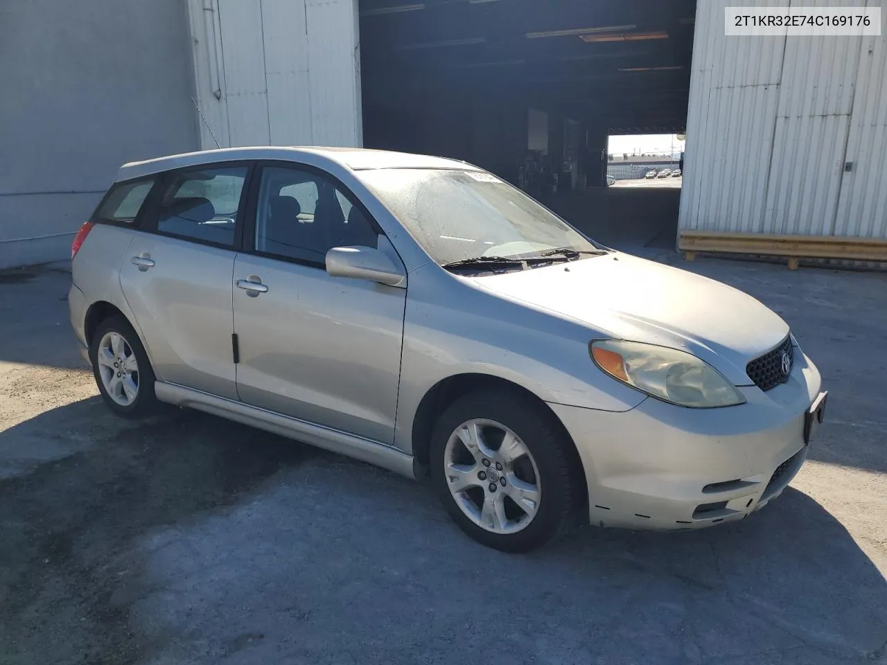 2004 Toyota Corolla Matrix Xr VIN: 2T1KR32E74C169176 Lot: 78761644