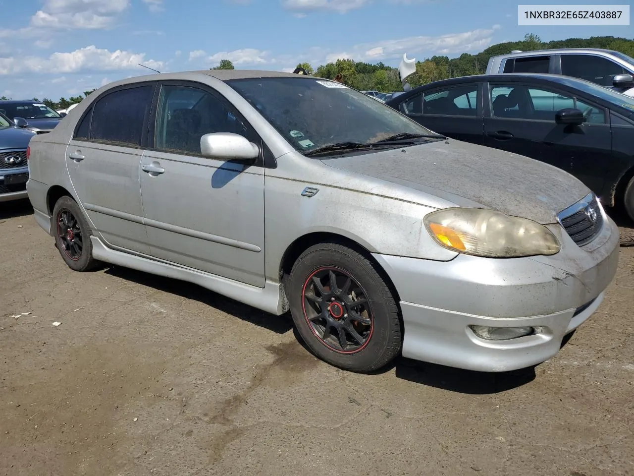 2005 Toyota Corolla Ce VIN: 1NXBR32E65Z403887 Lot: 68924034