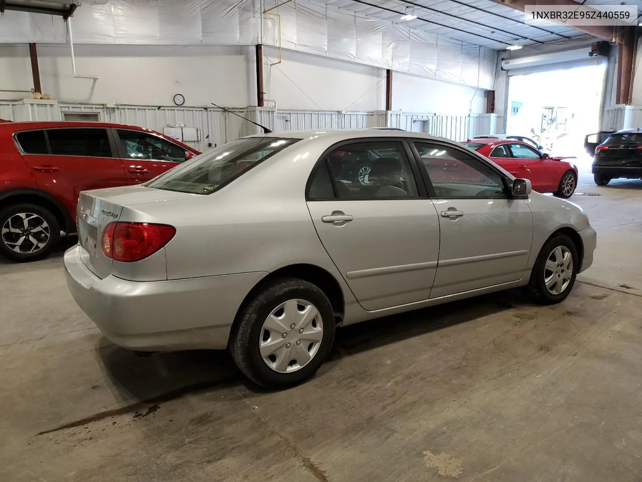 2005 Toyota Corolla Ce VIN: 1NXBR32E95Z440559 Lot: 69418934