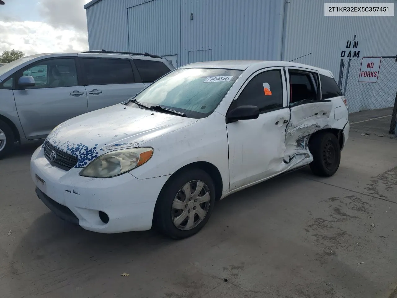 2005 Toyota Corolla Matrix Xr VIN: 2T1KR32EX5C357451 Lot: 71464354