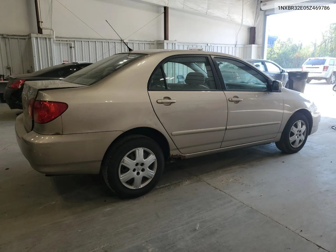 2005 Toyota Corolla Ce VIN: 1NXBR32E05Z469786 Lot: 72079654