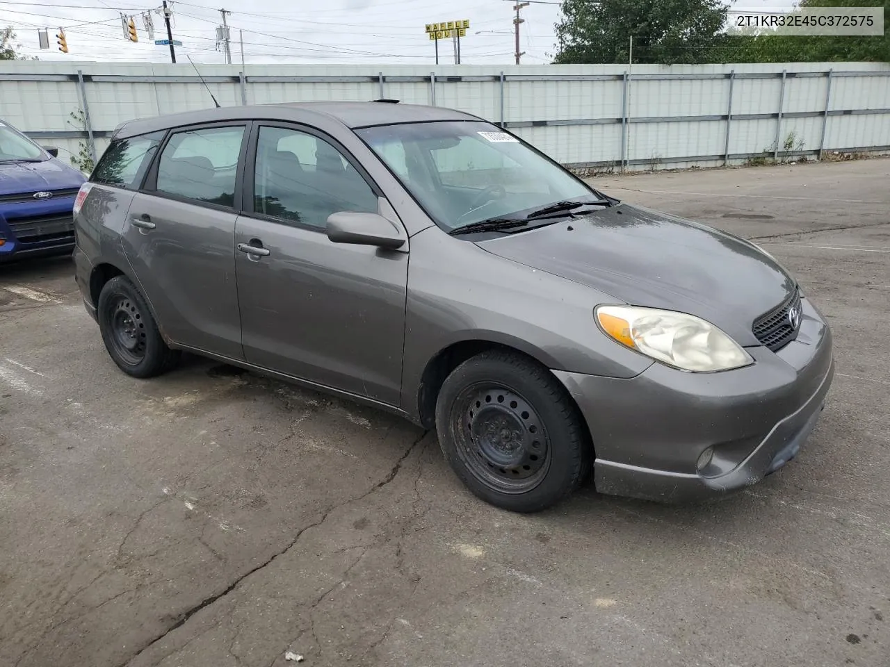 2005 Toyota Corolla Matrix Xr VIN: 2T1KR32E45C372575 Lot: 73530424