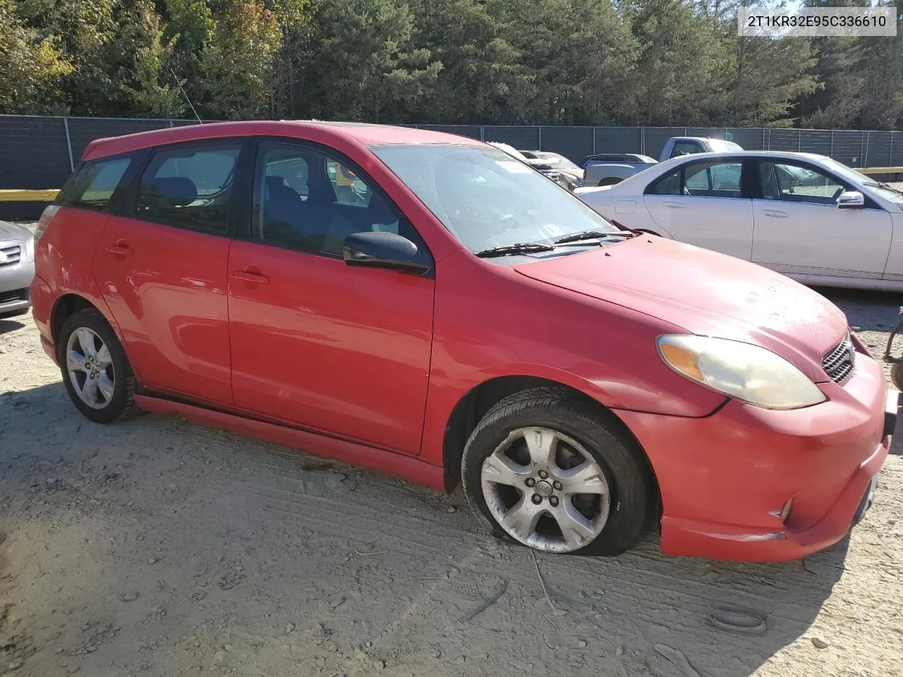 2005 Toyota Corolla Matrix Xr VIN: 2T1KR32E95C336610 Lot: 76023064