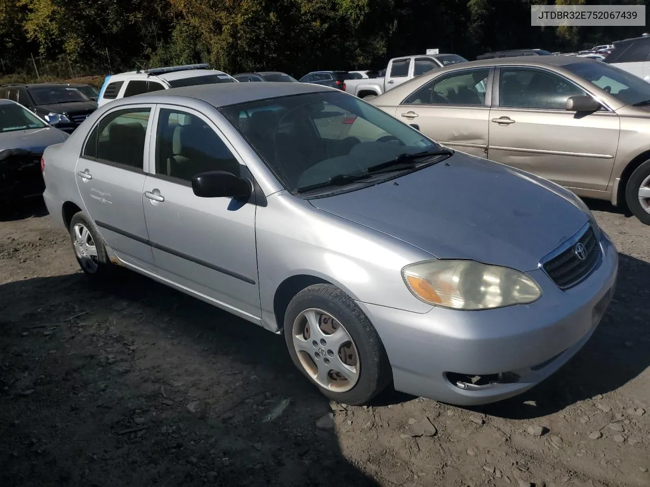 2005 Toyota Corolla Ce VIN: JTDBR32E752067439 Lot: 76447184