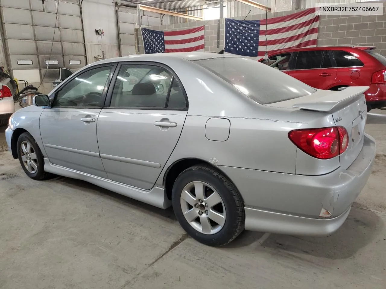 2005 Toyota Corolla Ce VIN: 1NXBR32E75Z406667 Lot: 76717614