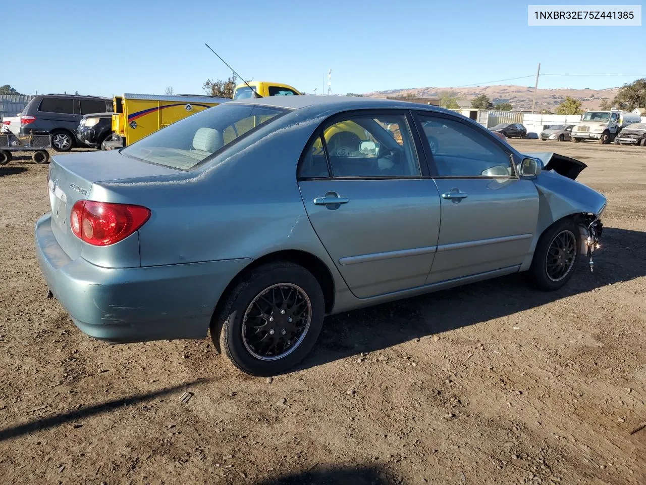 2005 Toyota Corolla Ce VIN: 1NXBR32E75Z441385 Lot: 76757064