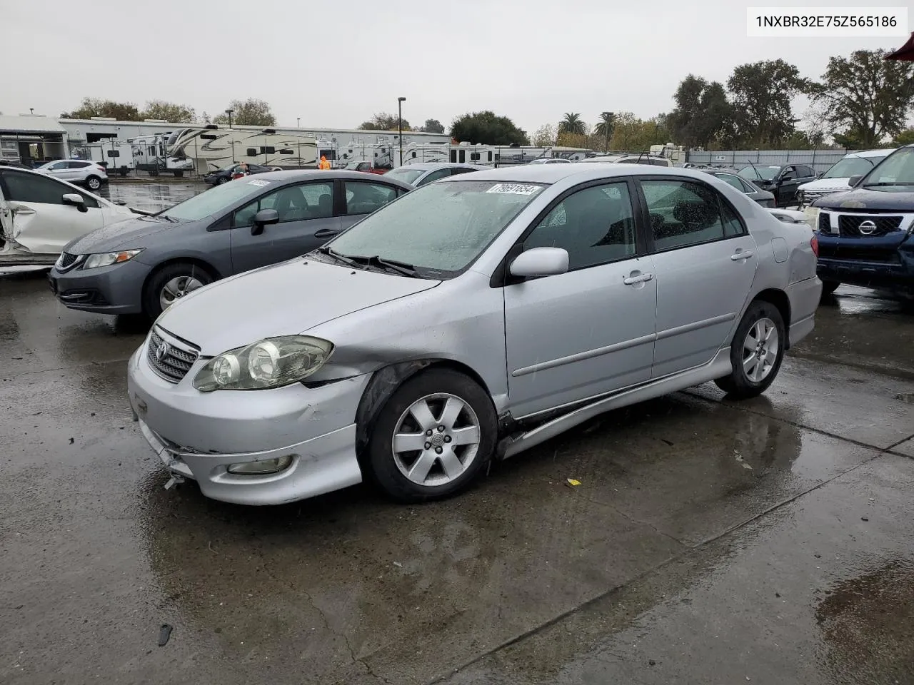 2005 Toyota Corolla Ce VIN: 1NXBR32E75Z565186 Lot: 79691654