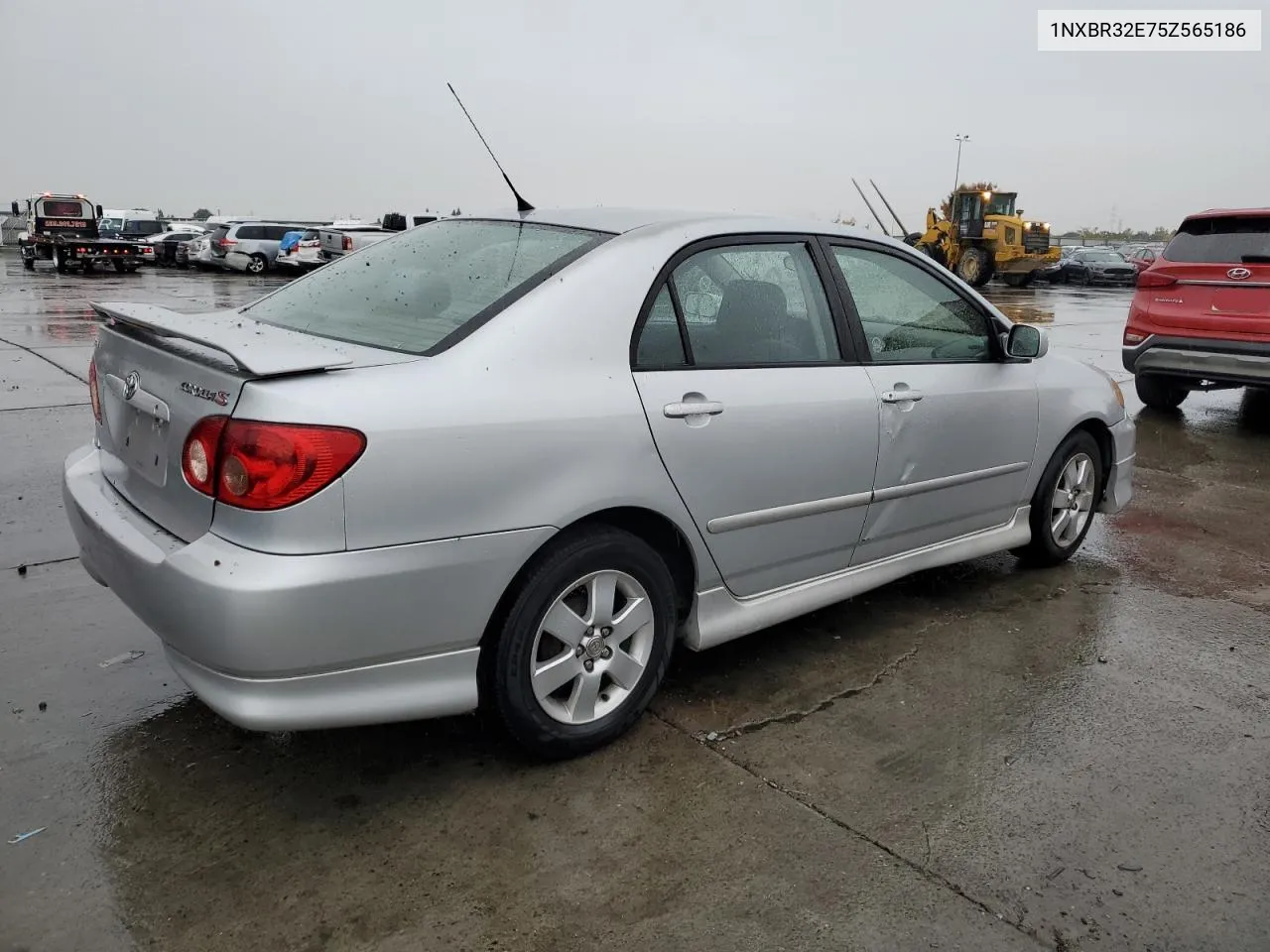 2005 Toyota Corolla Ce VIN: 1NXBR32E75Z565186 Lot: 79691654