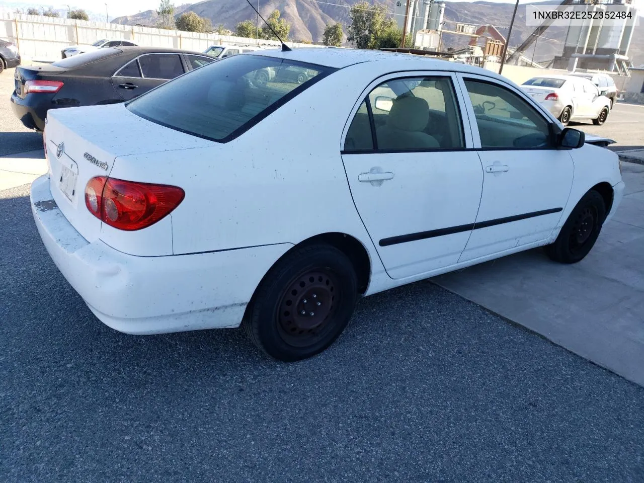 2005 Toyota Corolla Ce VIN: 1NXBR32E25Z352484 Lot: 79941324