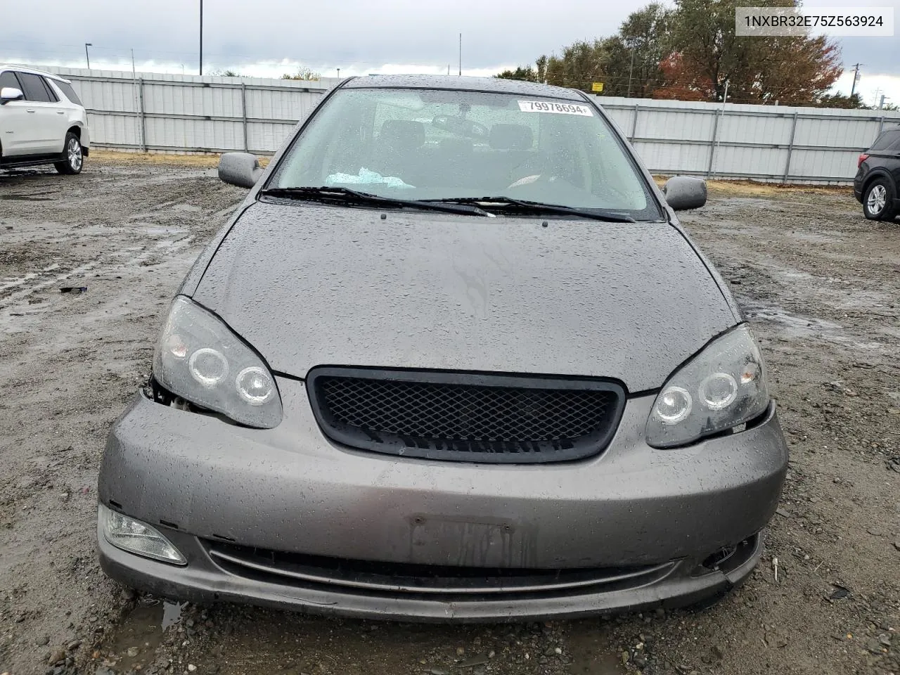 2005 Toyota Corolla Ce VIN: 1NXBR32E75Z563924 Lot: 79978694