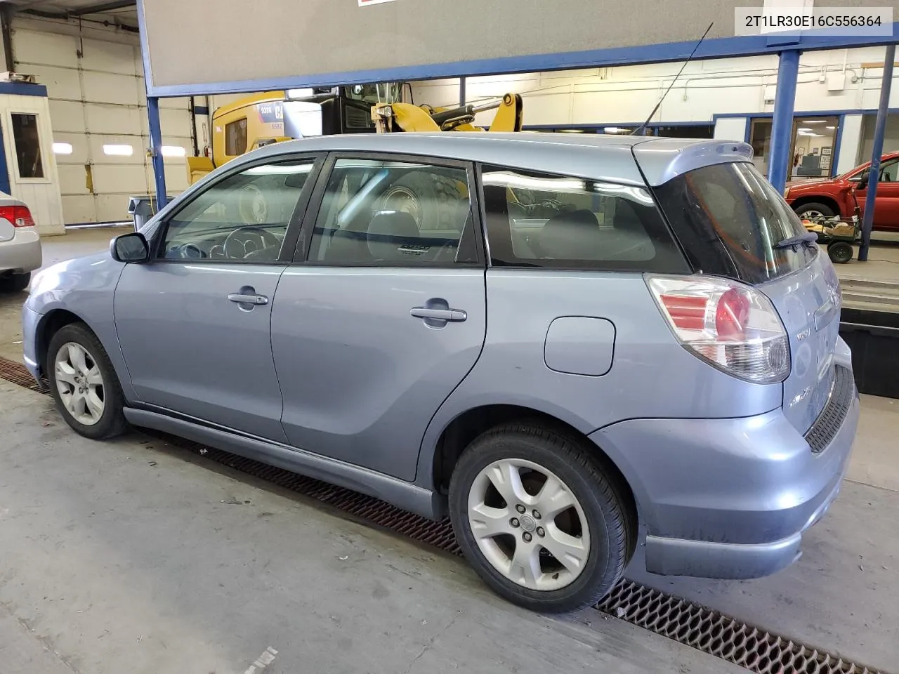 2006 Toyota Corolla Matrix Base VIN: 2T1LR30E16C556364 Lot: 73842034