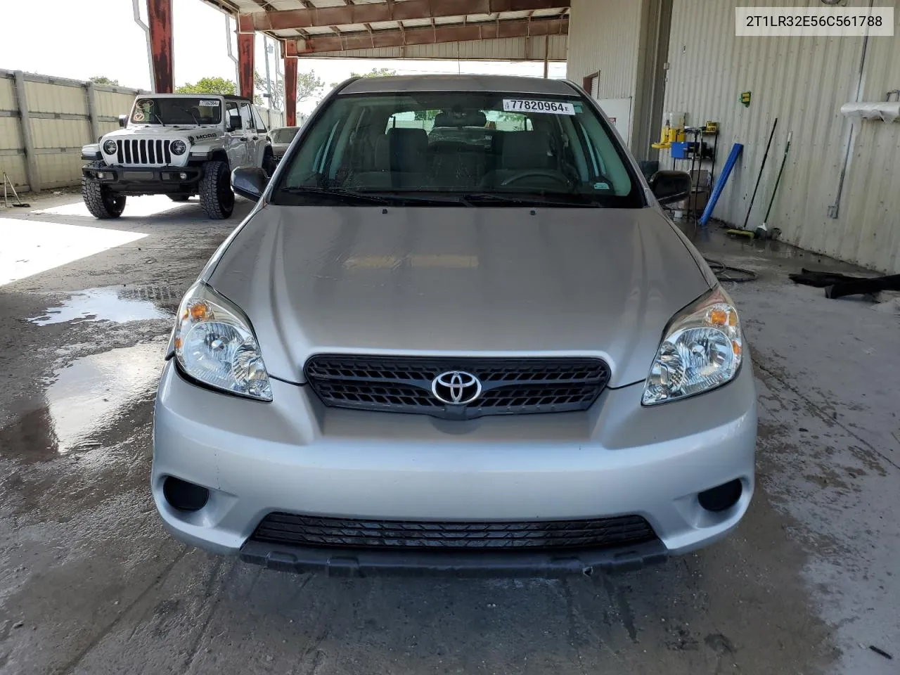 2006 Toyota Corolla Matrix Base VIN: 2T1LR32E56C561788 Lot: 77820964