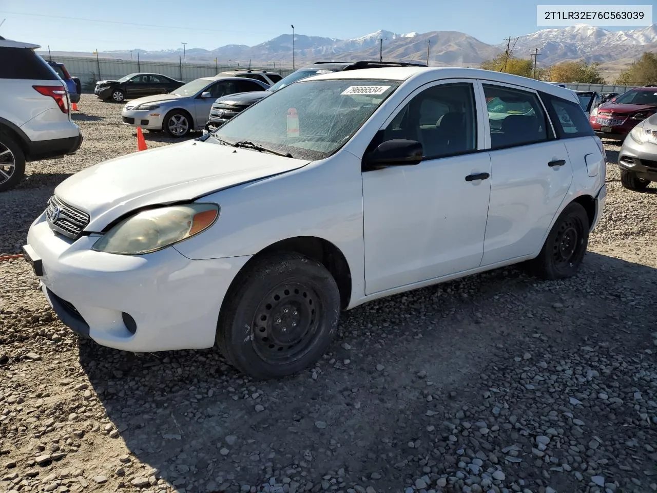 2006 Toyota Corolla Matrix Base VIN: 2T1LR32E76C563039 Lot: 79666534