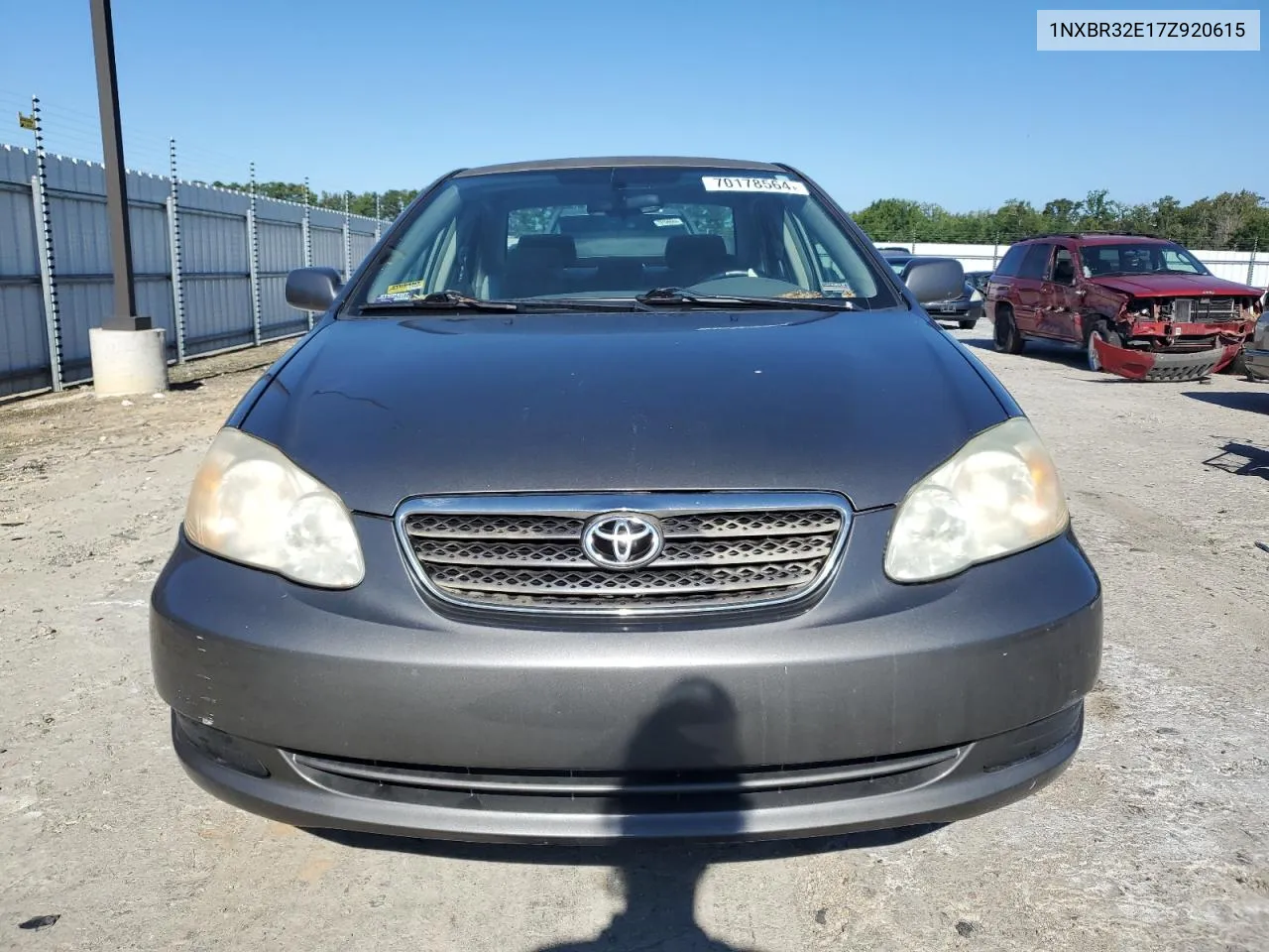 2007 Toyota Corolla Ce VIN: 1NXBR32E17Z920615 Lot: 70178564