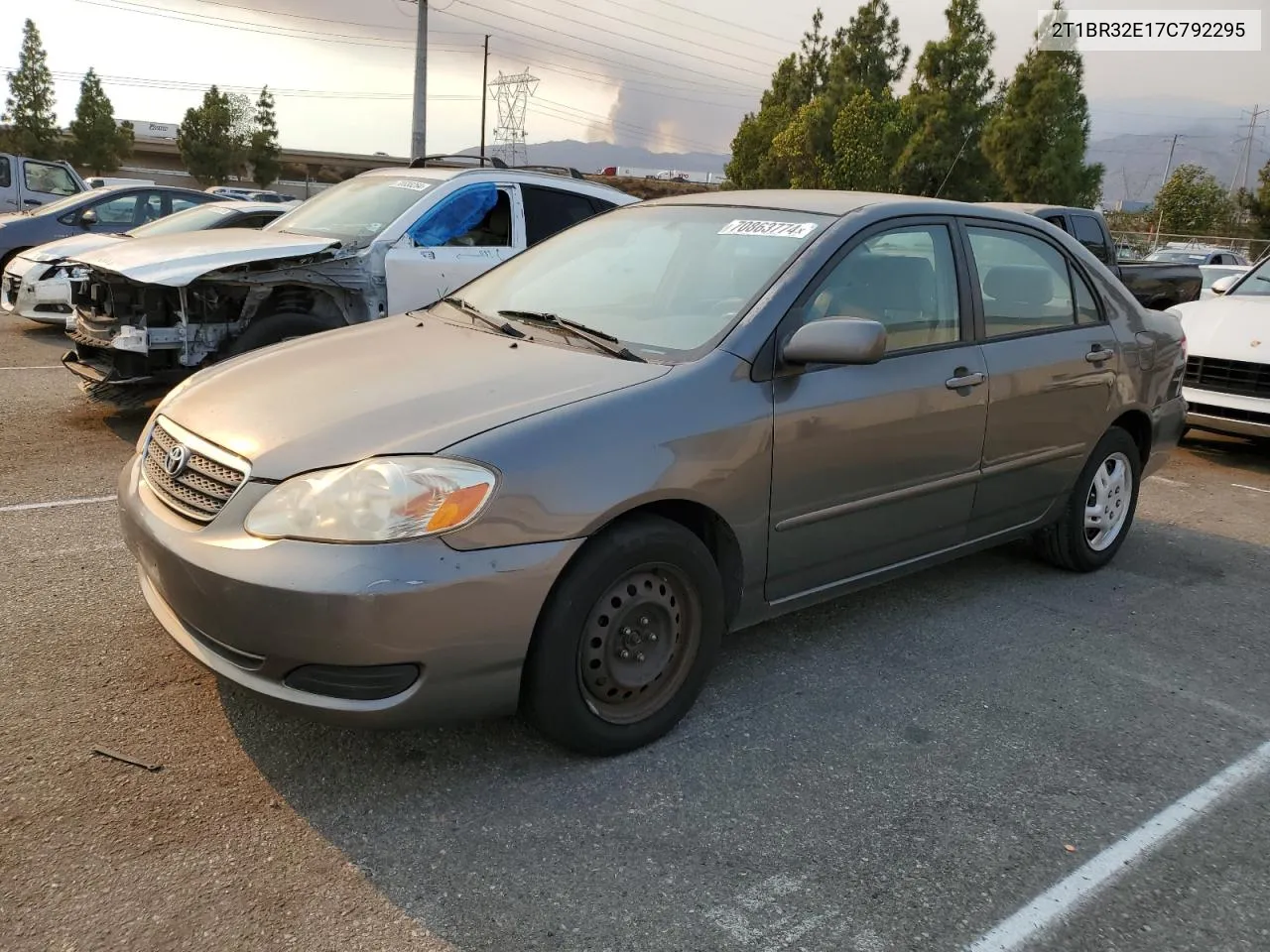 2007 Toyota Corolla Ce VIN: 2T1BR32E17C792295 Lot: 70863774