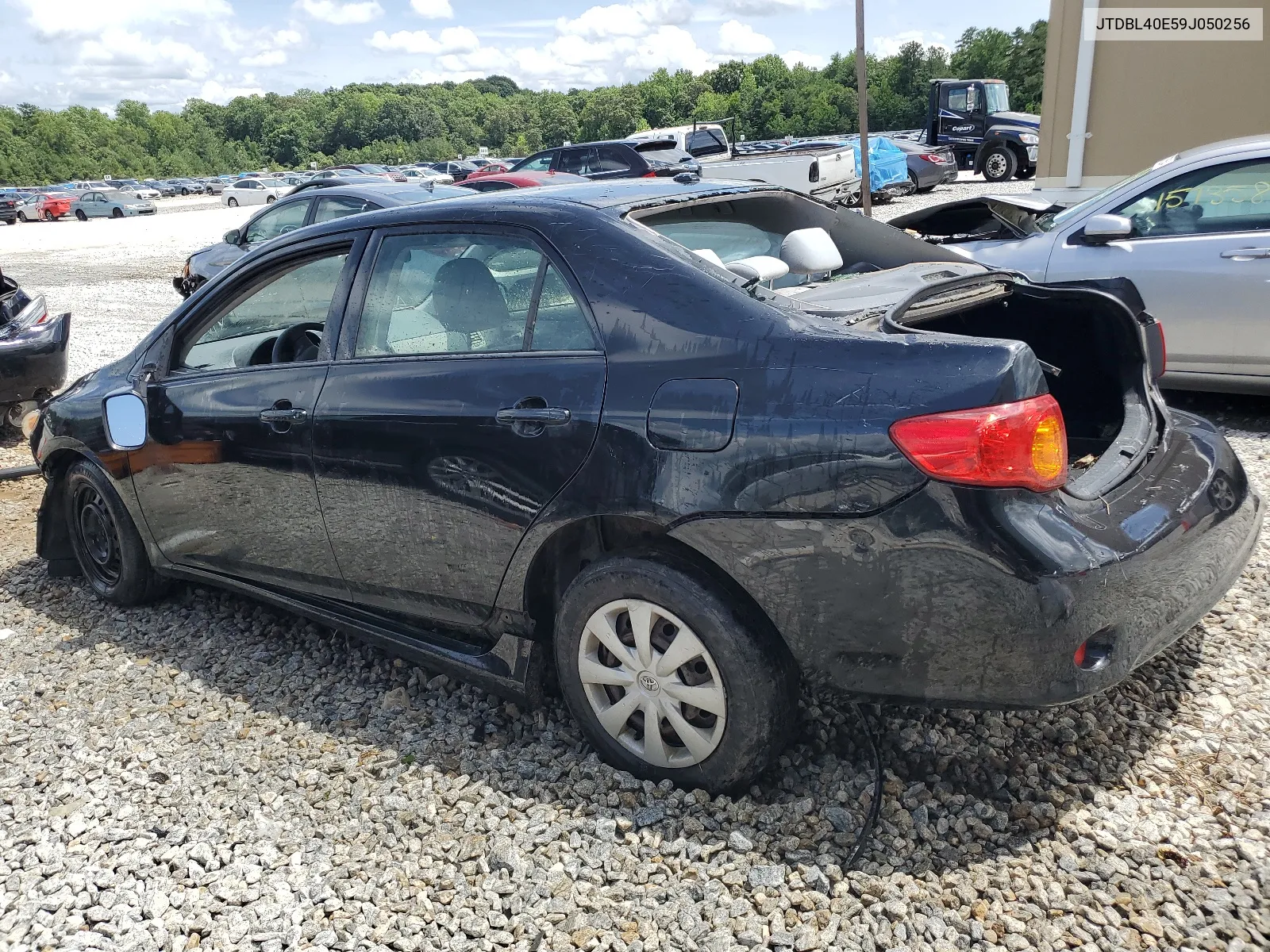 2009 Toyota Corolla Base VIN: JTDBL40E59J050256 Lot: 64707944