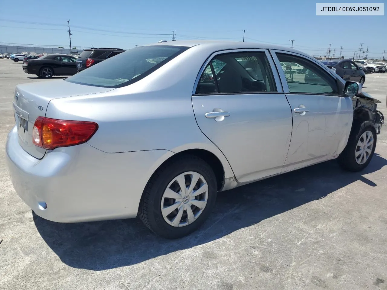 2009 Toyota Corolla Base VIN: JTDBL40E69J051092 Lot: 66485354