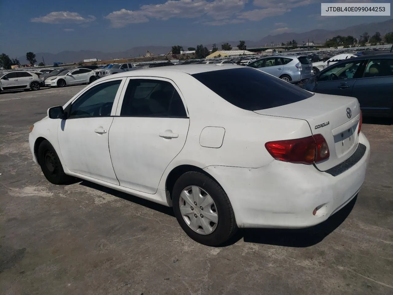 2009 Toyota Corolla Base VIN: JTDBL40E099044253 Lot: 74721794