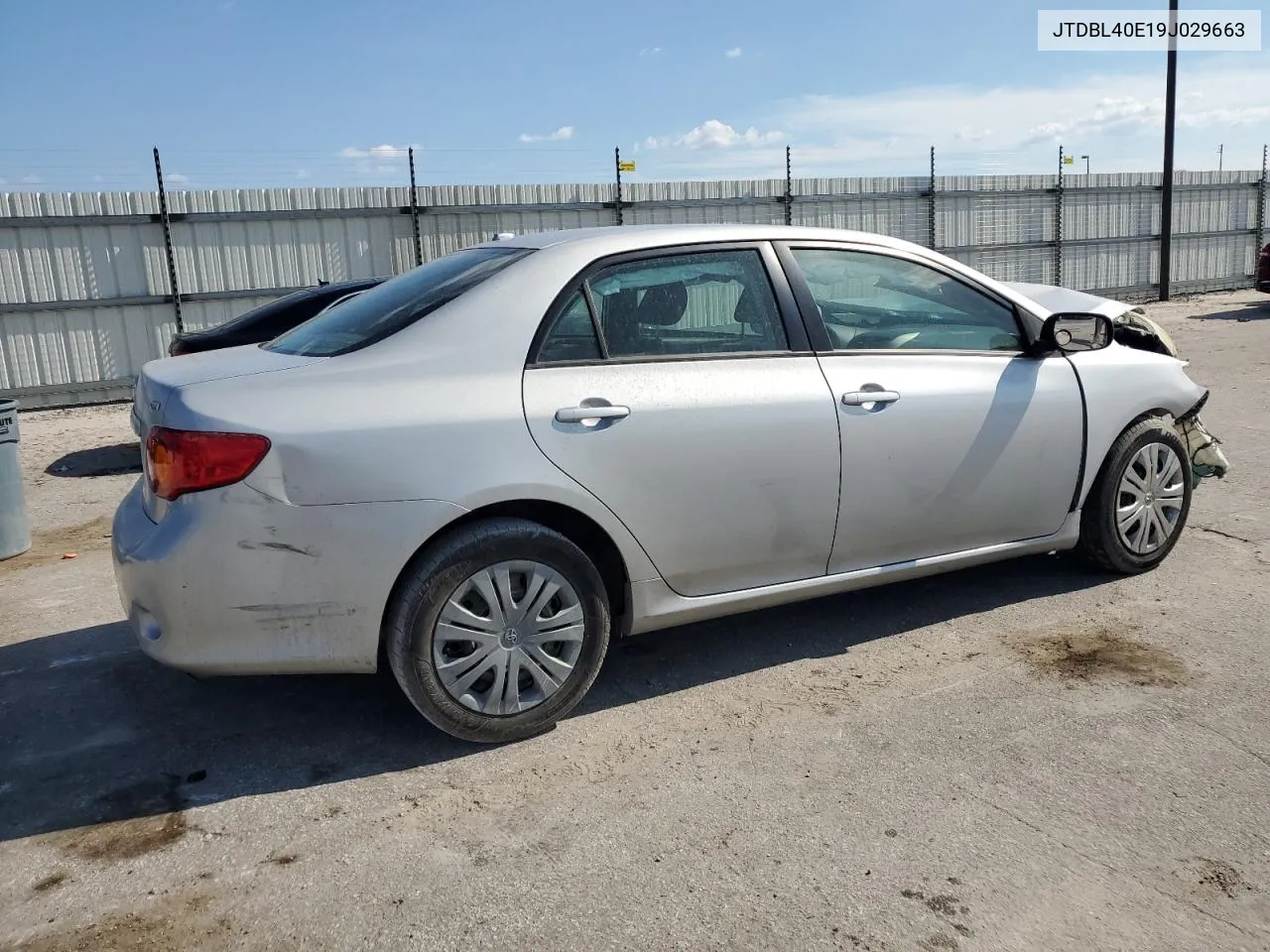 2009 Toyota Corolla Base VIN: JTDBL40E19J029663 Lot: 77401444