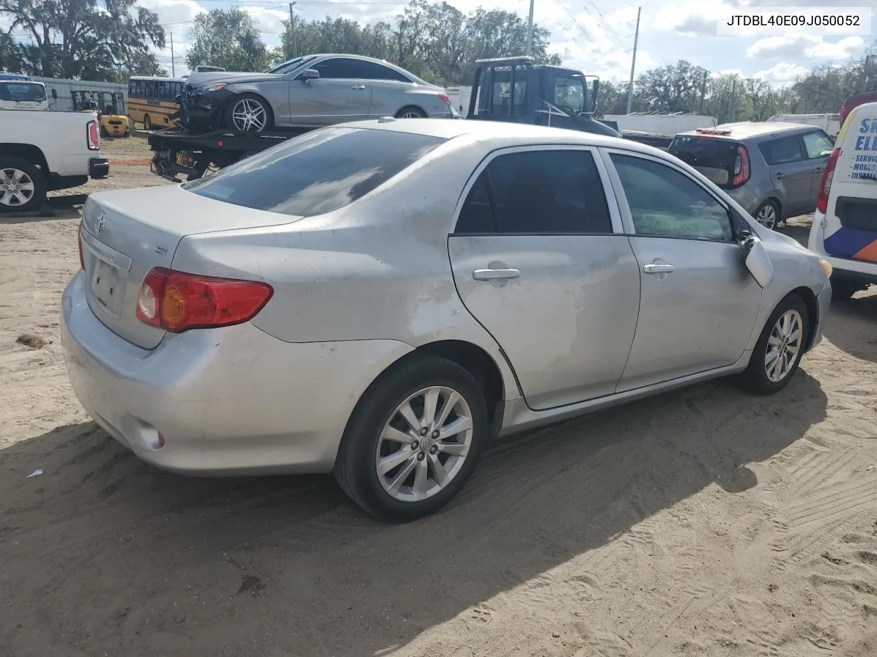 2009 Toyota Corolla Base VIN: JTDBL40E09J050052 Lot: 80133914