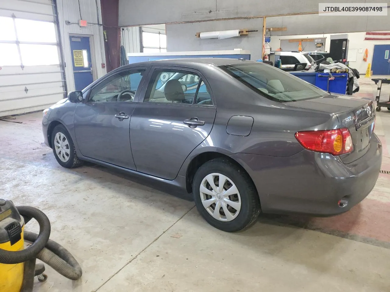 2009 Toyota Corolla Base VIN: JTDBL40E399087498 Lot: 80617674