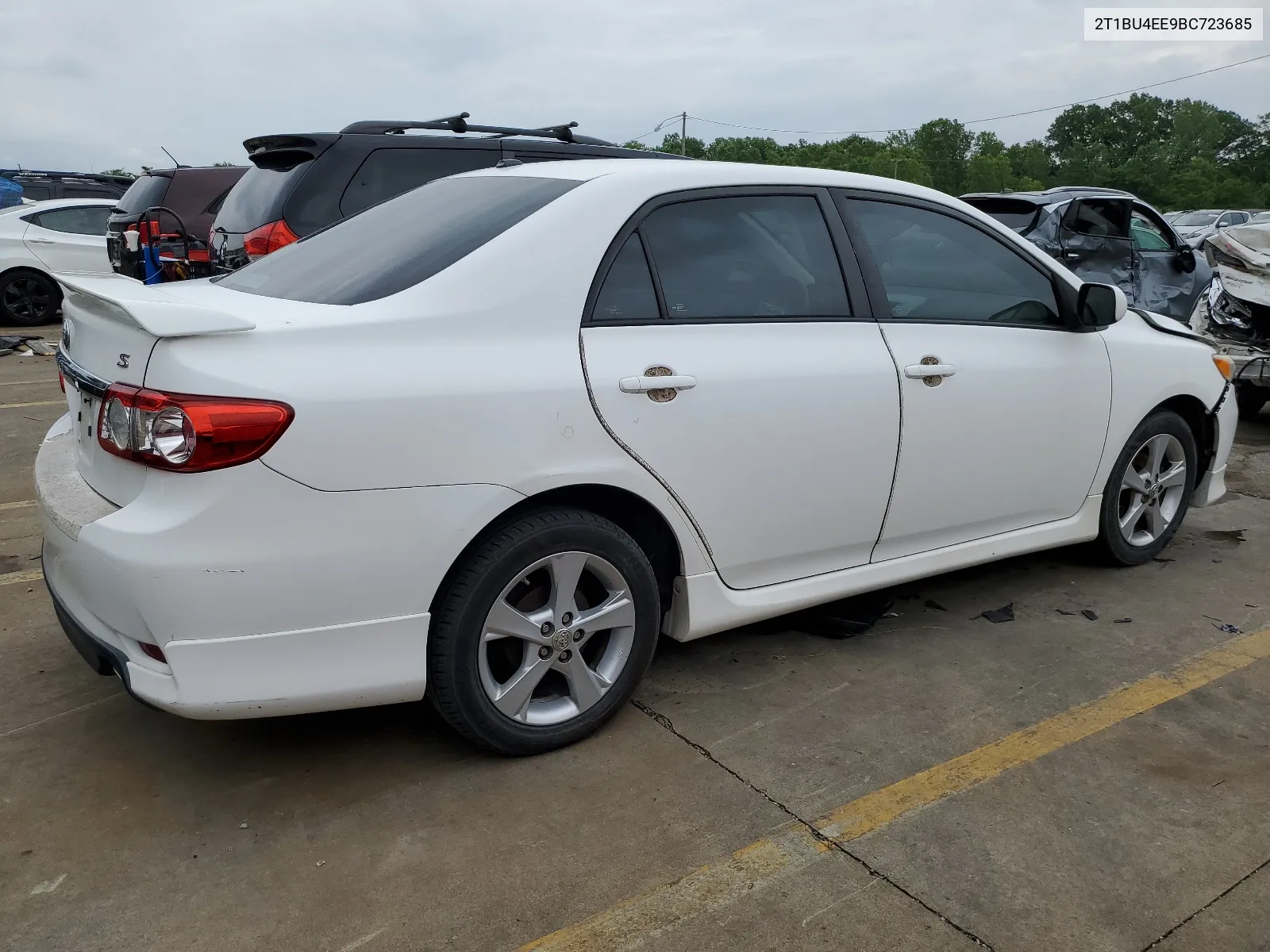 2T1BU4EE9BC723685 2011 Toyota Corolla Base