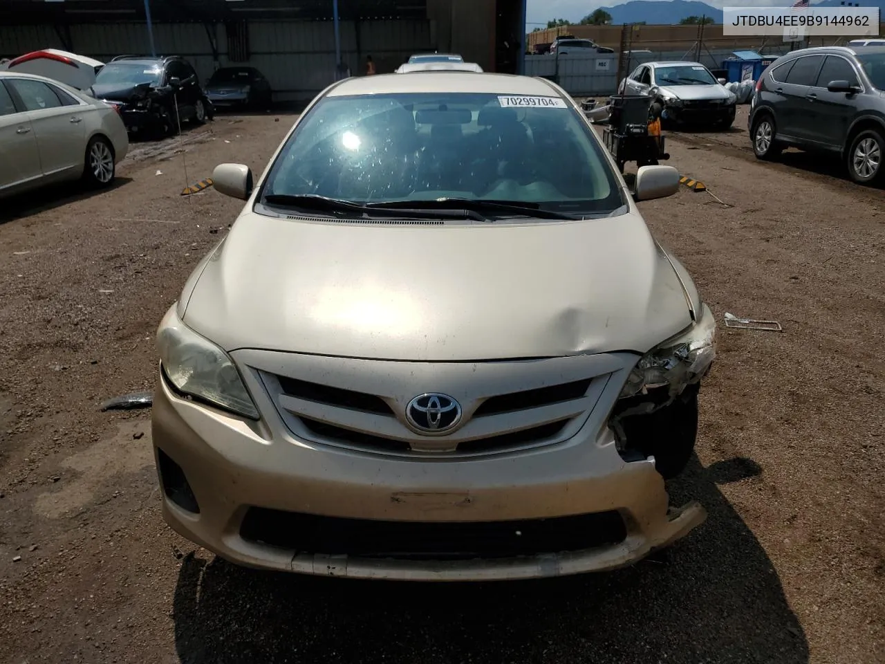 2011 Toyota Corolla Base VIN: JTDBU4EE9B9144962 Lot: 70299704