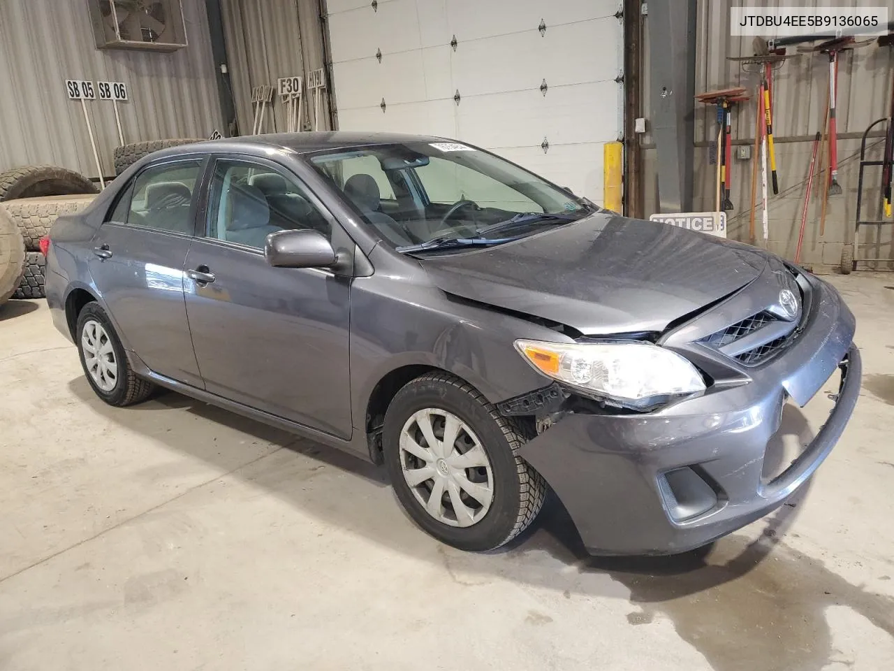 2011 Toyota Corolla Base VIN: JTDBU4EE5B9136065 Lot: 76754944