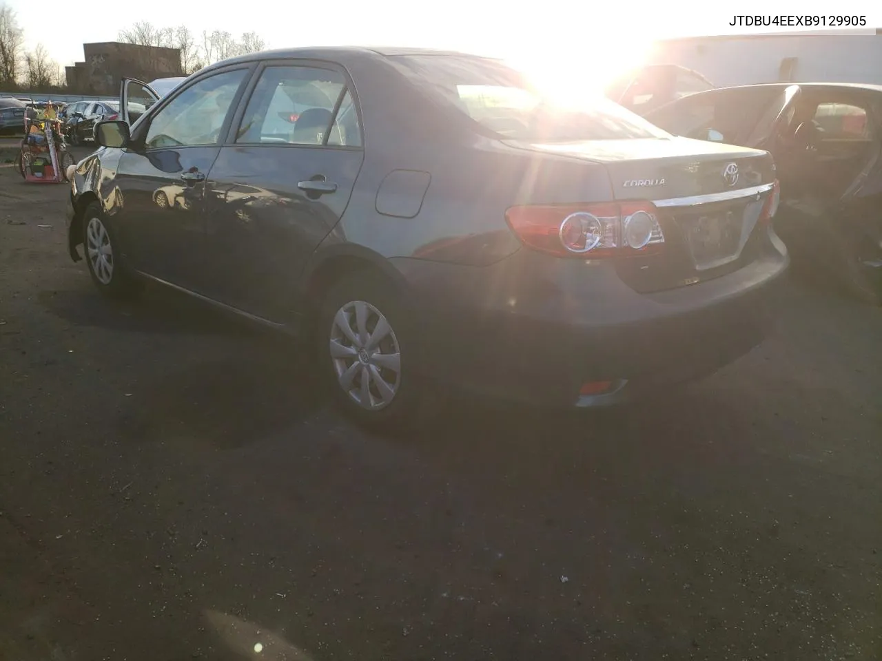 2011 Toyota Corolla Base VIN: JTDBU4EEXB9129905 Lot: 81672624