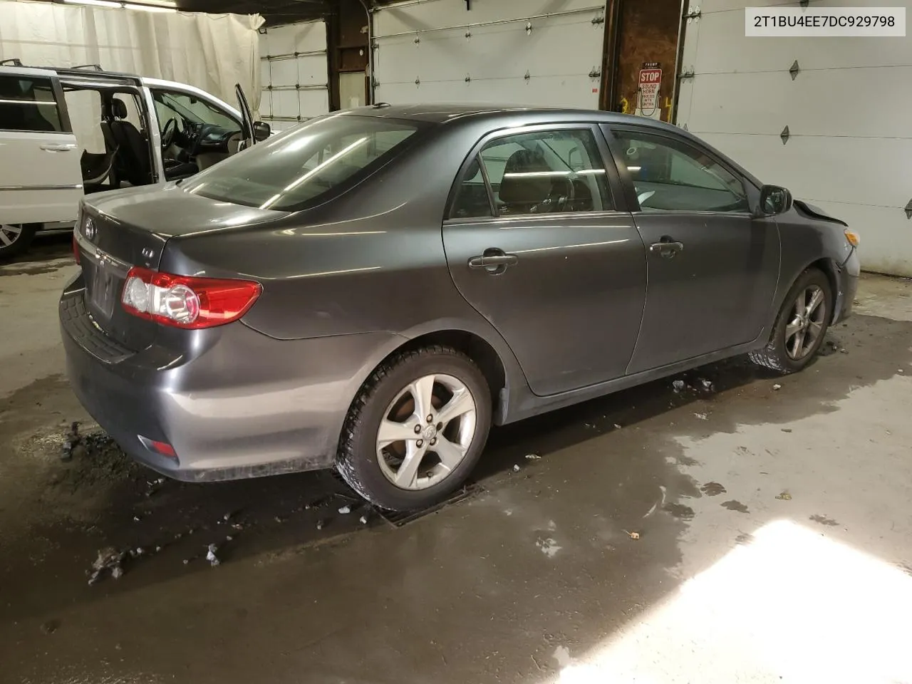 2T1BU4EE7DC929798 2013 Toyota Corolla Base