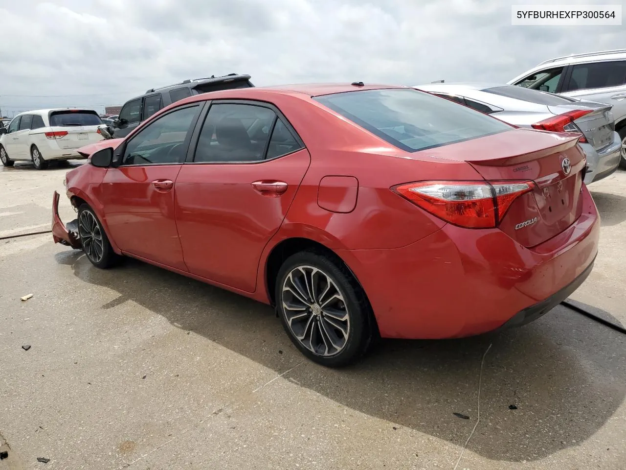 2015 Toyota Corolla L VIN: 5YFBURHEXFP300564 Lot: 52588654