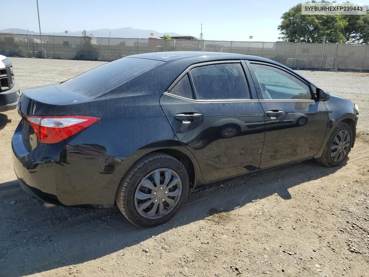 2015 Toyota Corolla L VIN: 5YFBURHEXFP239443 Lot: 69252304