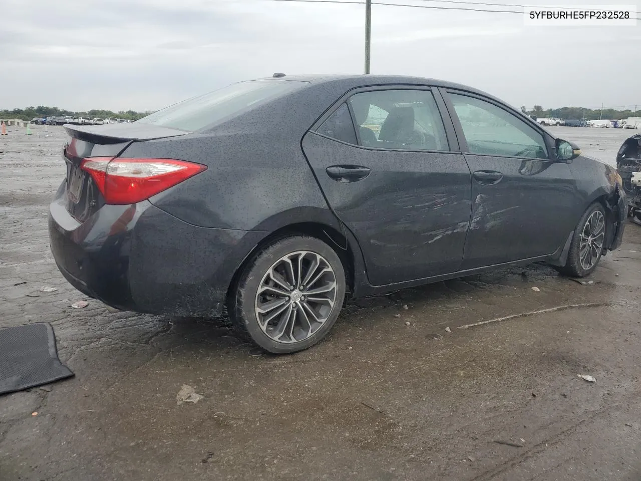 2015 Toyota Corolla L VIN: 5YFBURHE5FP232528 Lot: 71100584