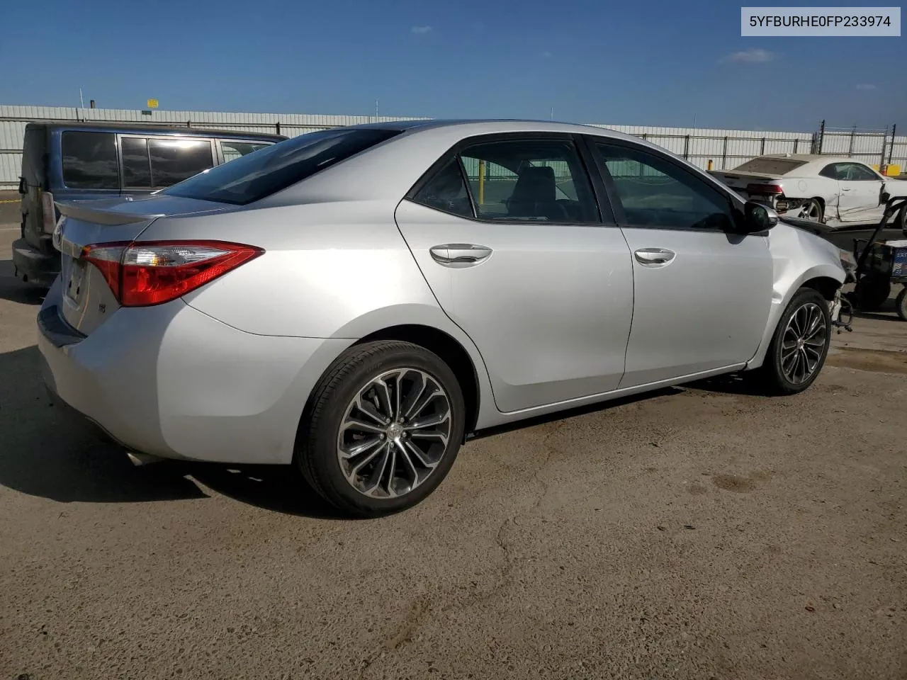 2015 Toyota Corolla L VIN: 5YFBURHE0FP233974 Lot: 71786294