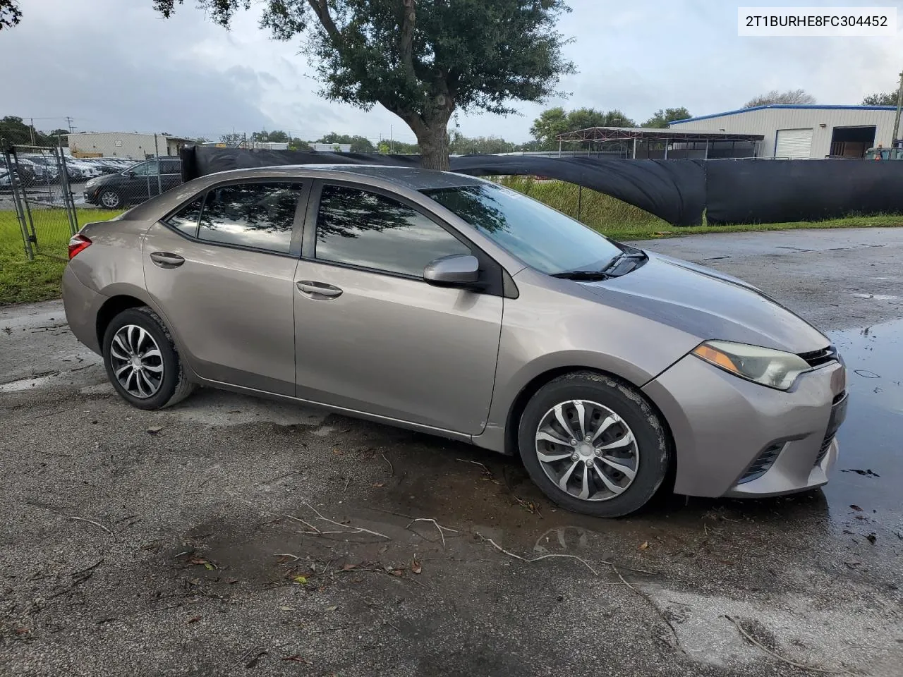 2015 Toyota Corolla L VIN: 2T1BURHE8FC304452 Lot: 73093924