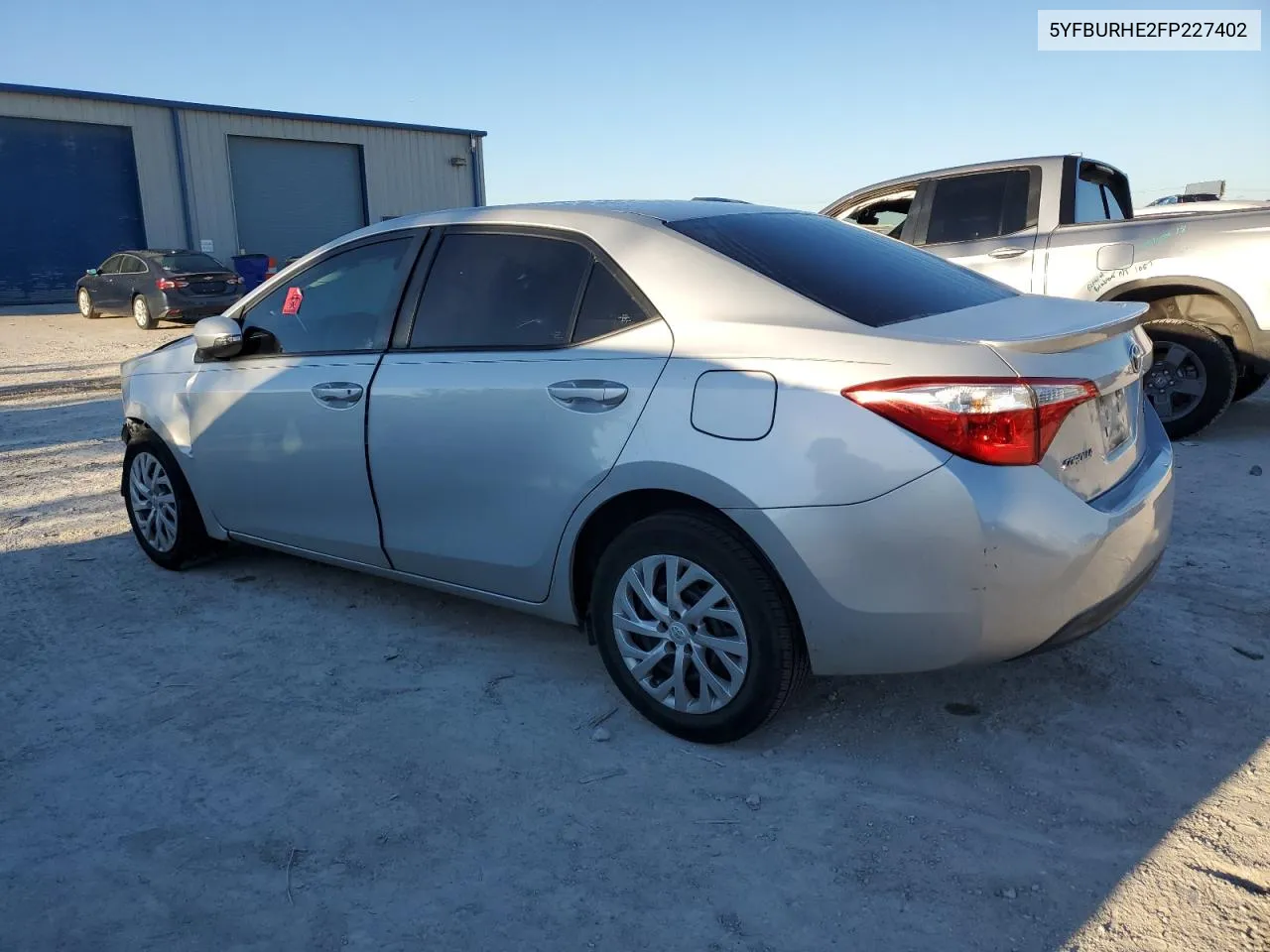 2015 Toyota Corolla L VIN: 5YFBURHE2FP227402 Lot: 73279414