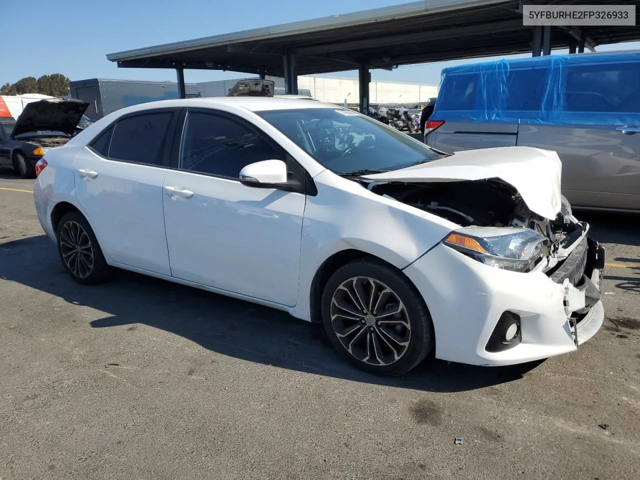 2015 Toyota Corolla L VIN: 5YFBURHE2FP326933 Lot: 74090594