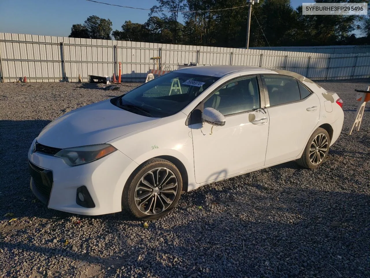 2015 Toyota Corolla L VIN: 5YFBURHE3FP295496 Lot: 76996974