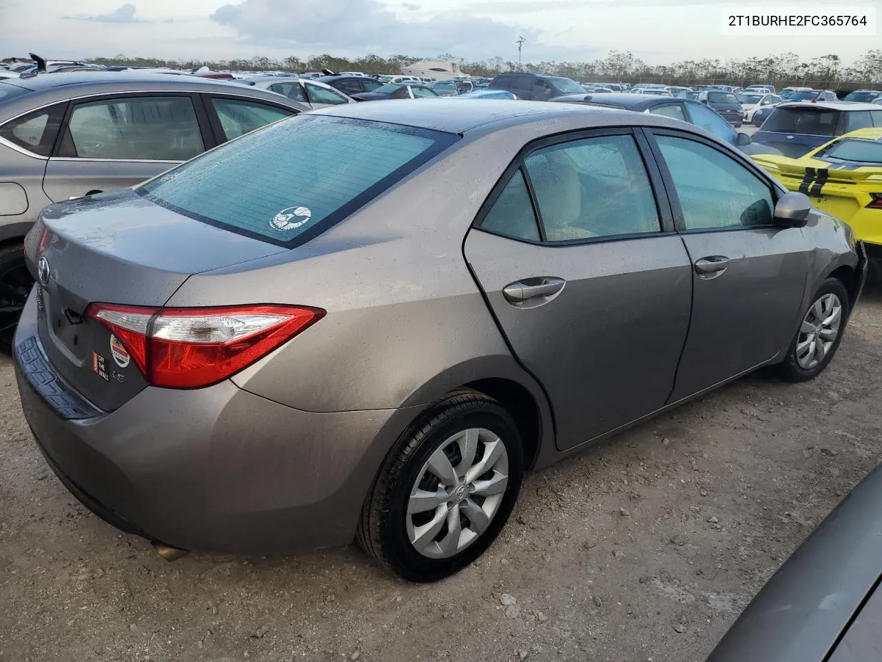 2T1BURHE2FC365764 2015 Toyota Corolla L