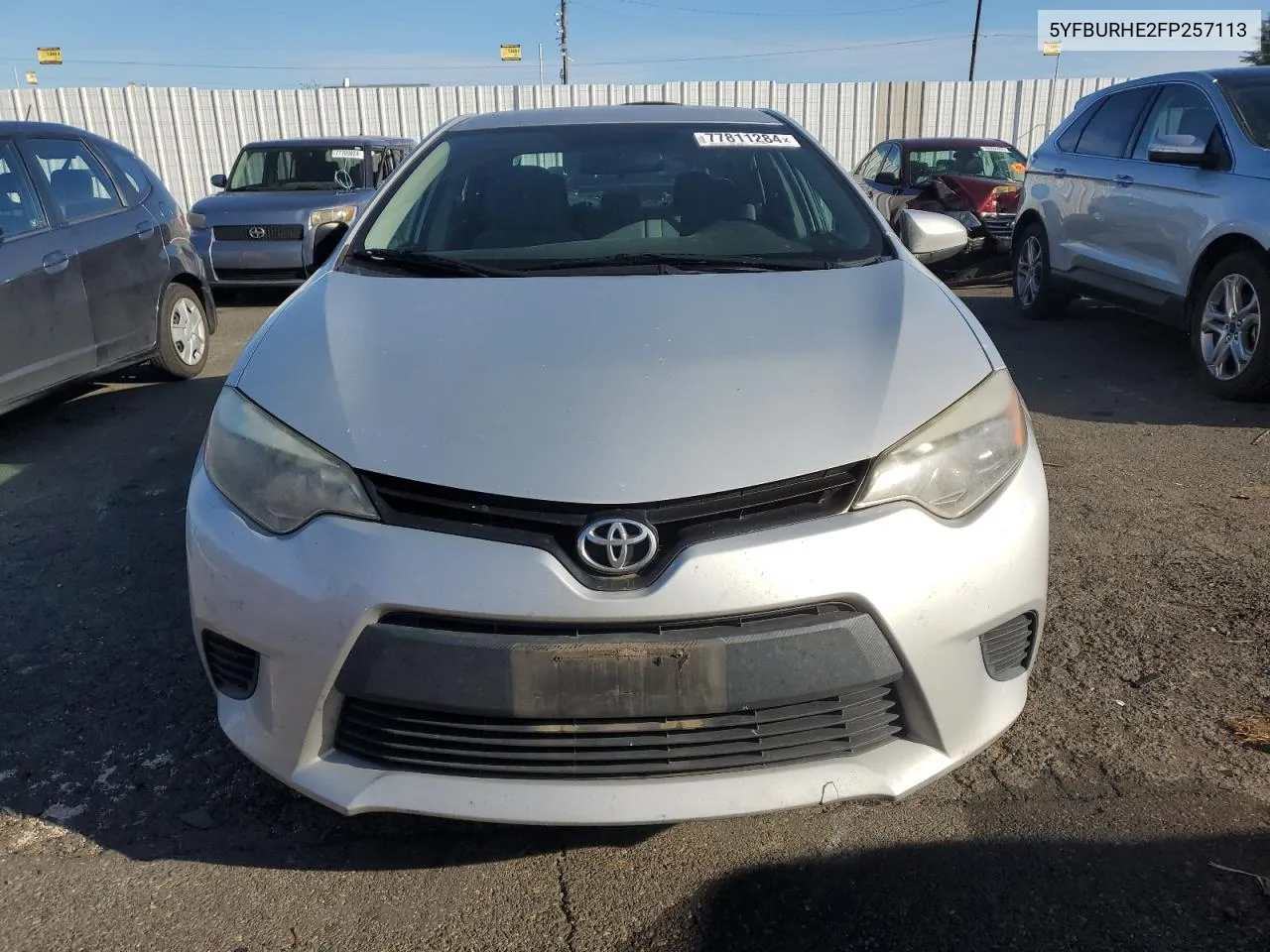 2015 Toyota Corolla L VIN: 5YFBURHE2FP257113 Lot: 77811284