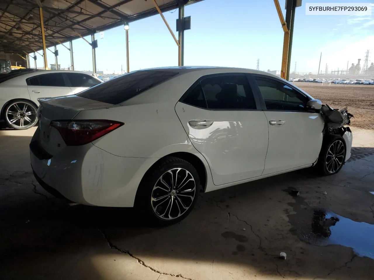 2015 Toyota Corolla L VIN: 5YFBURHE7FP293069 Lot: 80256174