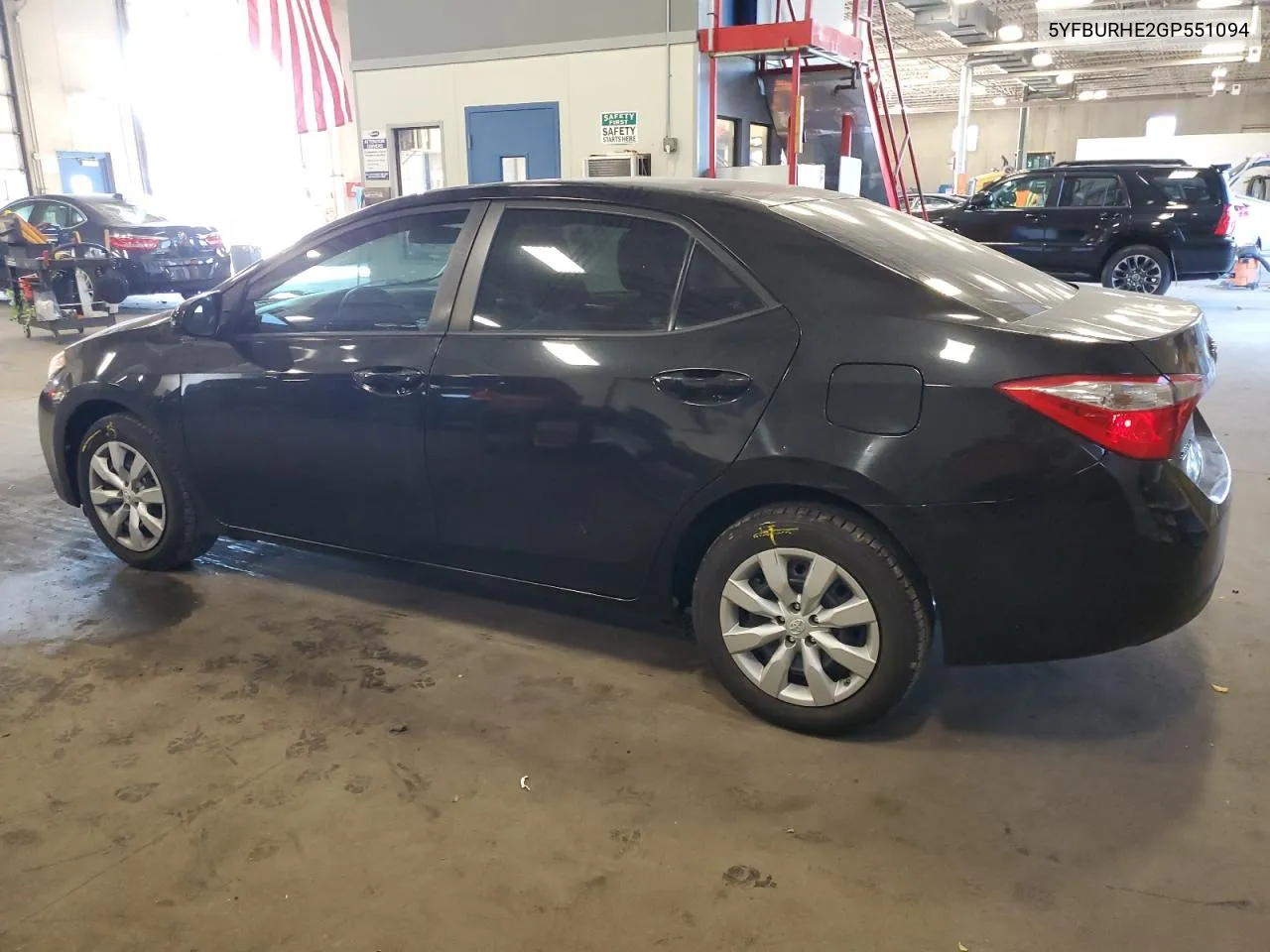 2016 Toyota Corolla L VIN: 5YFBURHE2GP551094 Lot: 69802274