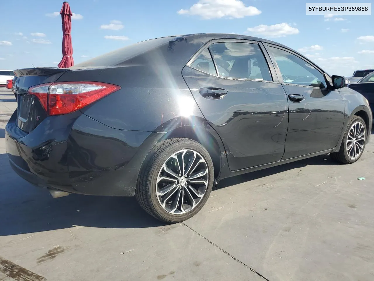 2016 Toyota Corolla L VIN: 5YFBURHE5GP369888 Lot: 77520044