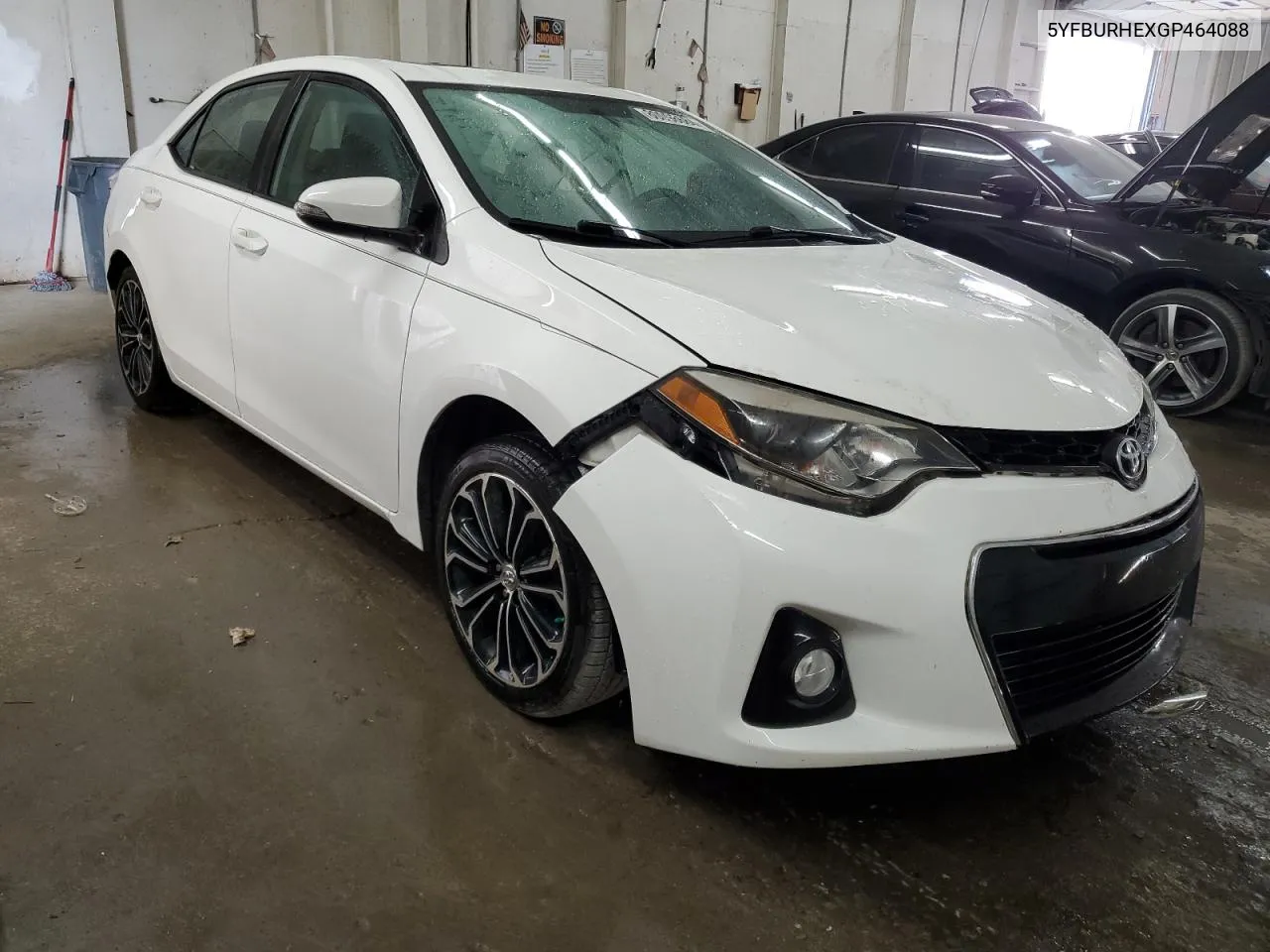 2016 Toyota Corolla L VIN: 5YFBURHEXGP464088 Lot: 80098684