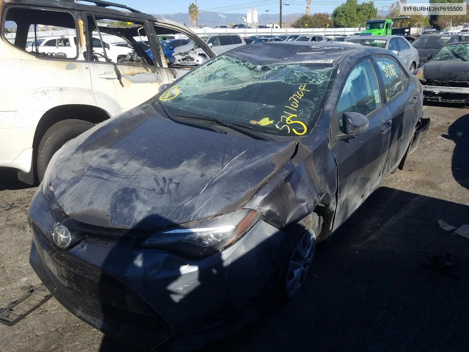 2017 Toyota Corolla L VIN: 5YFBURHE3HP695500 Lot: 37554431